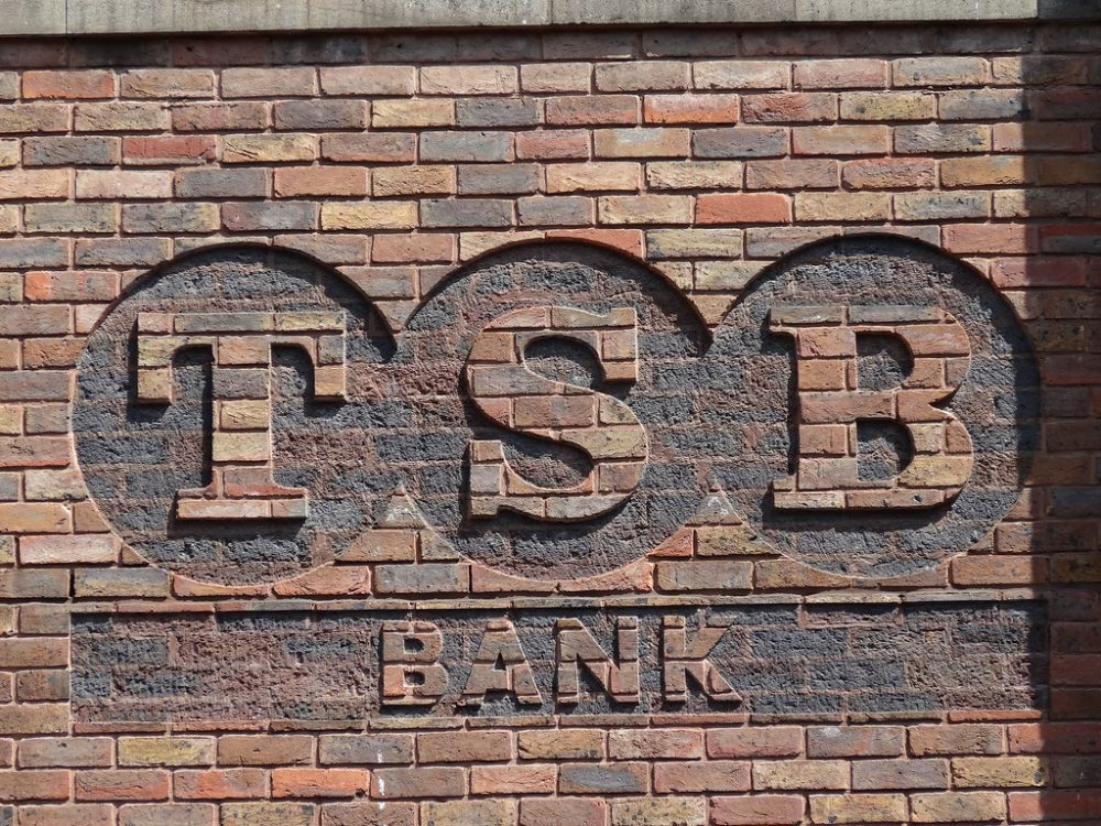 Bank Account Name vs Bank Name 